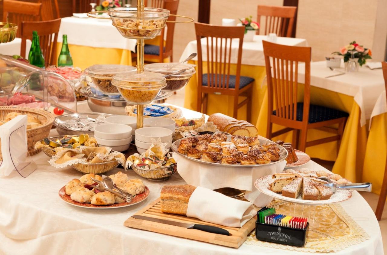 Hotel Tiempo Napoli Ristorante foto