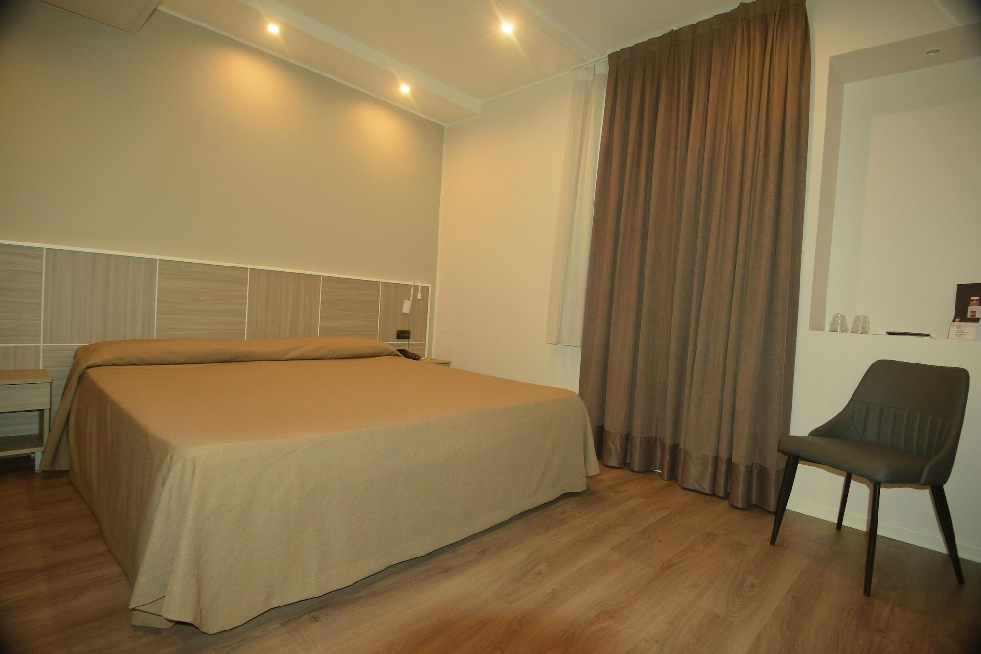 Hotel Tiempo Napoli Esterno foto