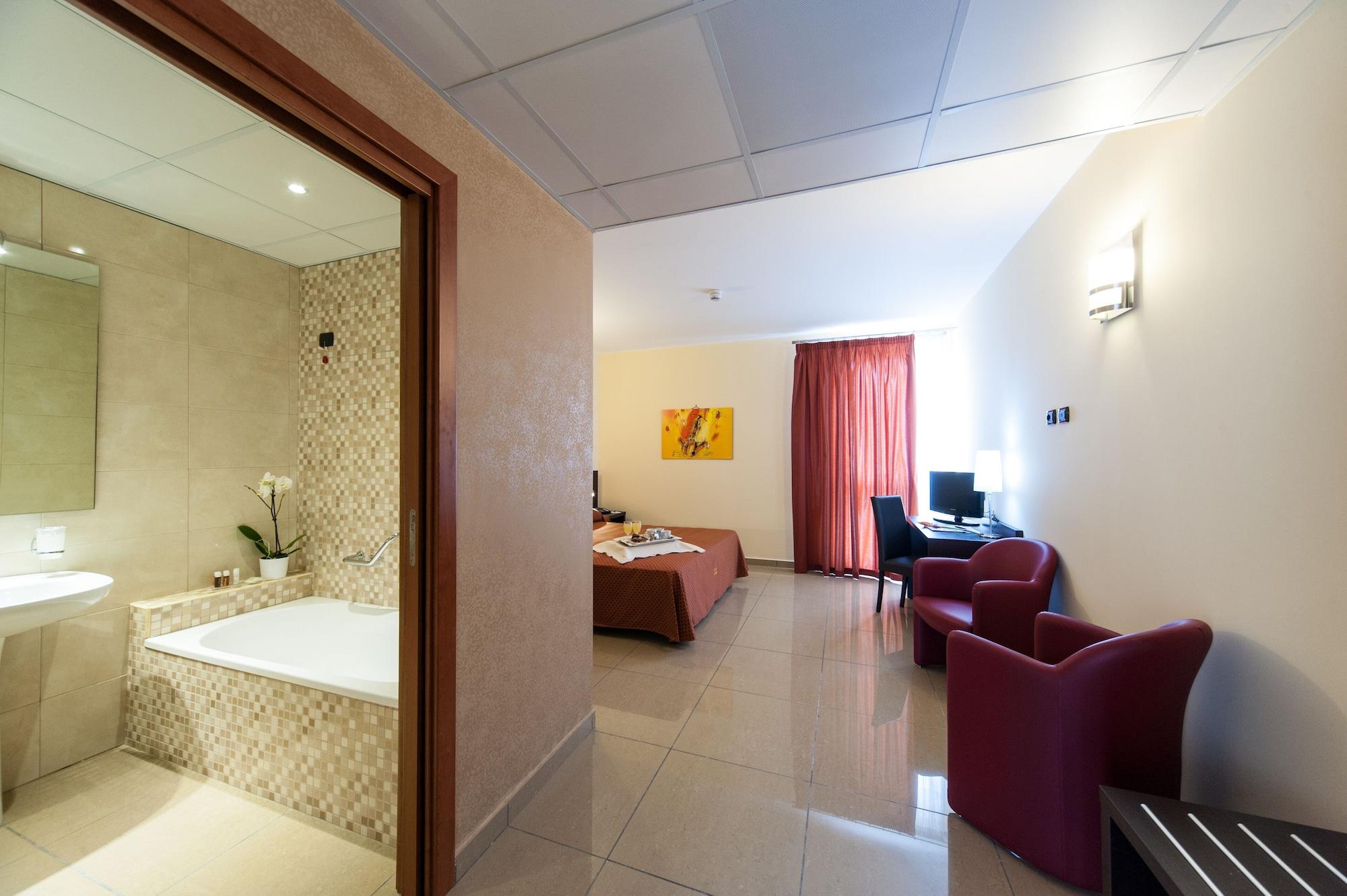 Hotel Tiempo Napoli Esterno foto