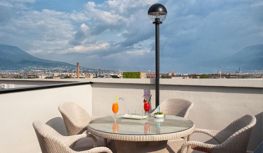 Hotel Tiempo Napoli Servizi foto