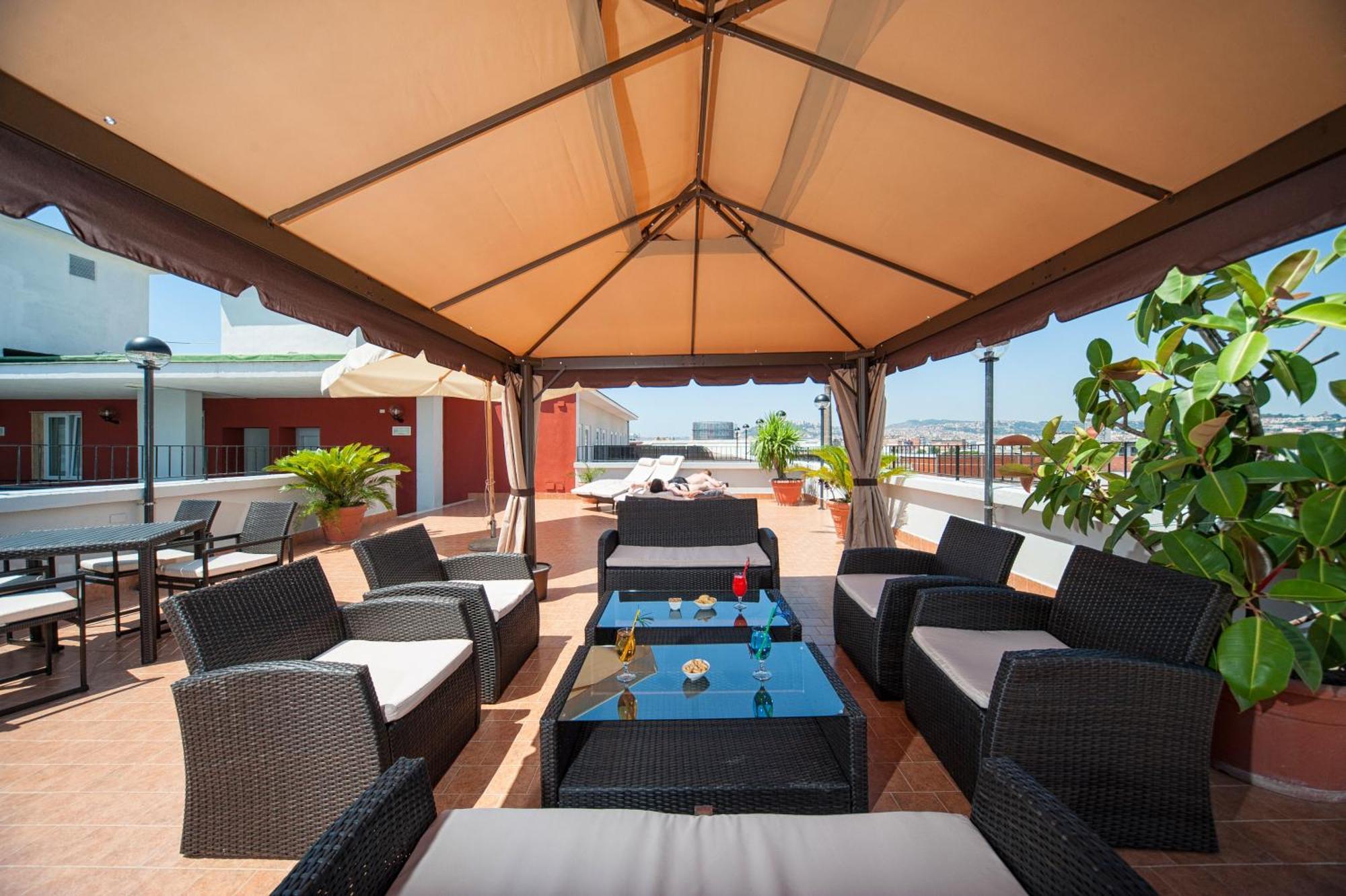 Hotel Tiempo Napoli Servizi foto