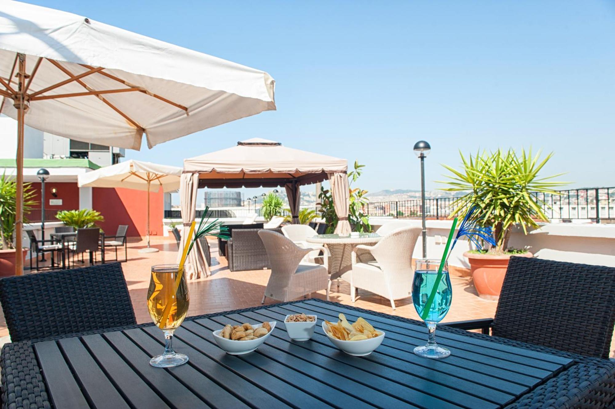 Hotel Tiempo Napoli Servizi foto