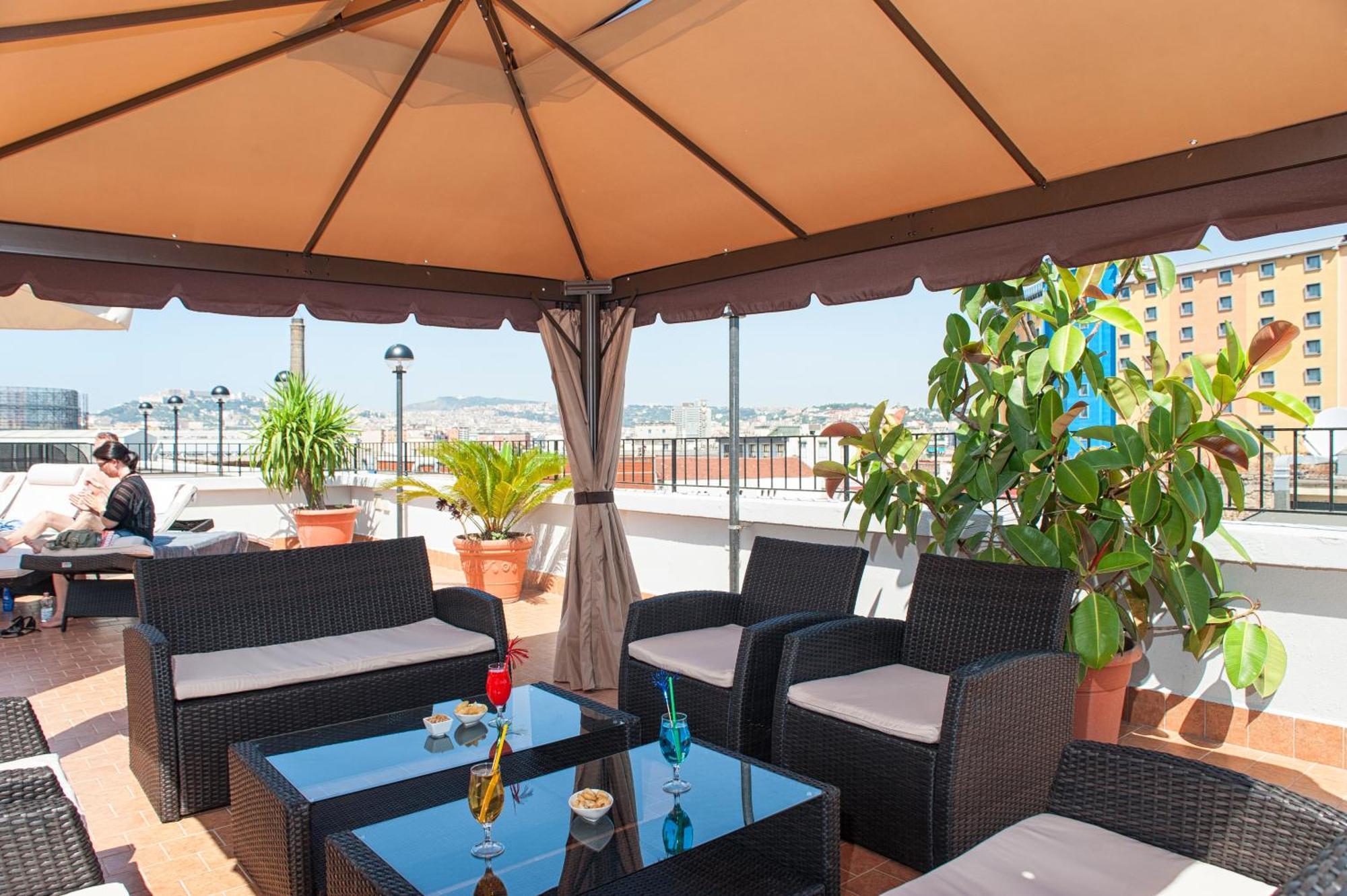 Hotel Tiempo Napoli Servizi foto