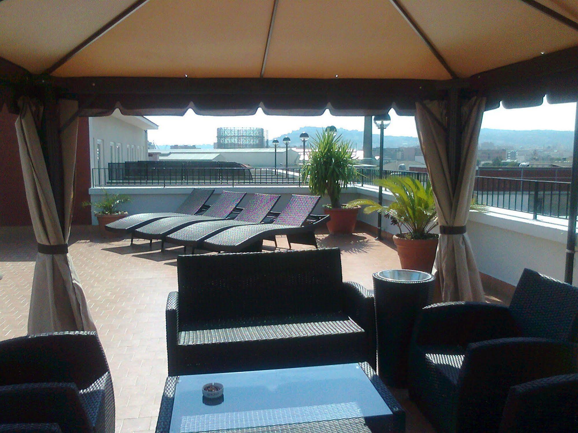 Hotel Tiempo Napoli Esterno foto