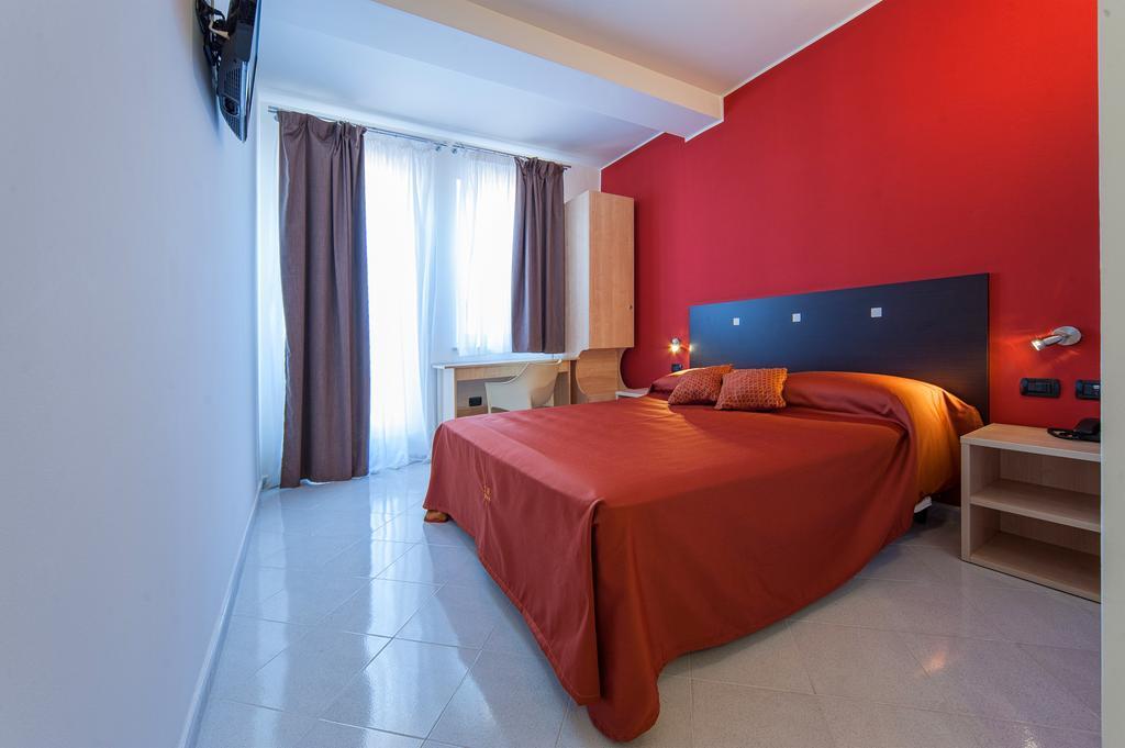 Hotel Tiempo Napoli Esterno foto
